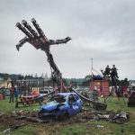 Glove controlled car crusher ('Hand of Man' by Christian Ristow)